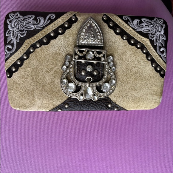 Western Buckle Wallet Brown White - Picture 3 of 4